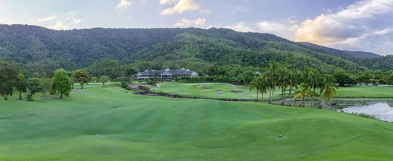 Paradise Palms Resort Cairns